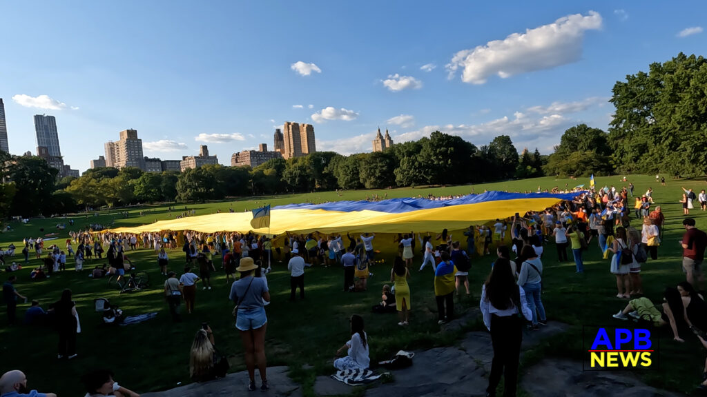 New Yorkers Celebrate Ukrainian Independence Day in Central Park