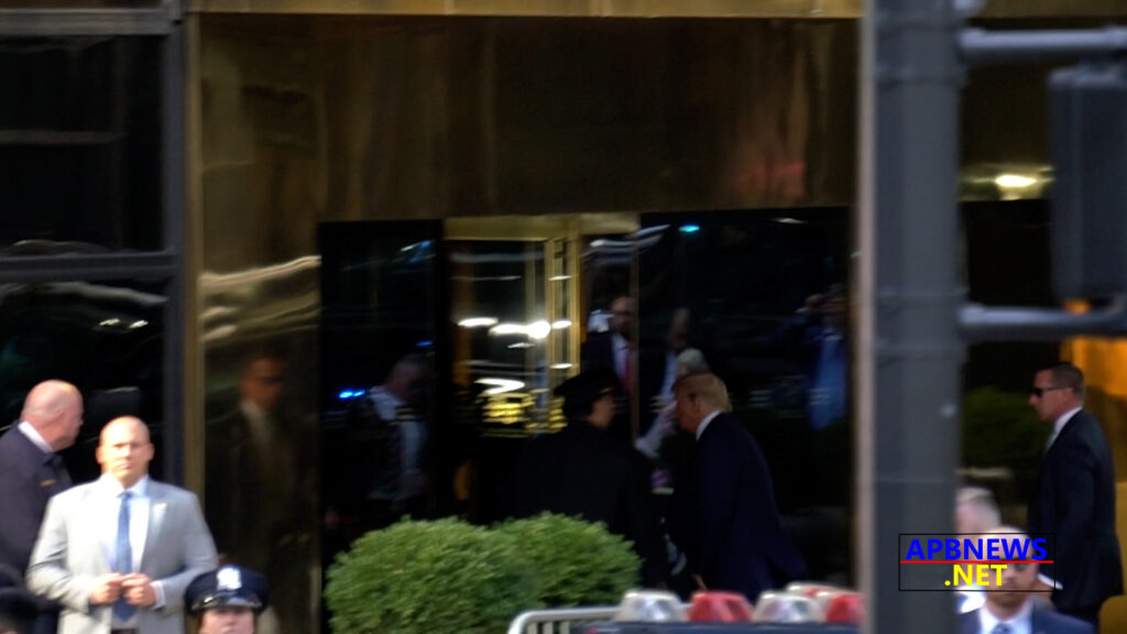 Former U.S. President Donald Trump Arrives at Trump Tower – Developing Story